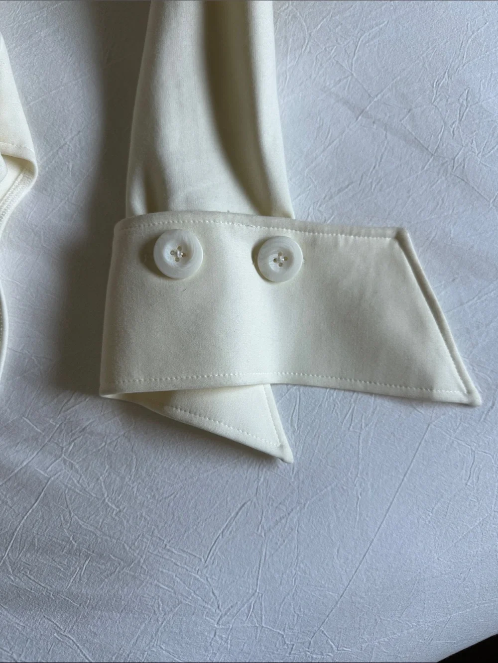Cream Long-Sleeve Square Neck Kids One-Piece Bodysuit